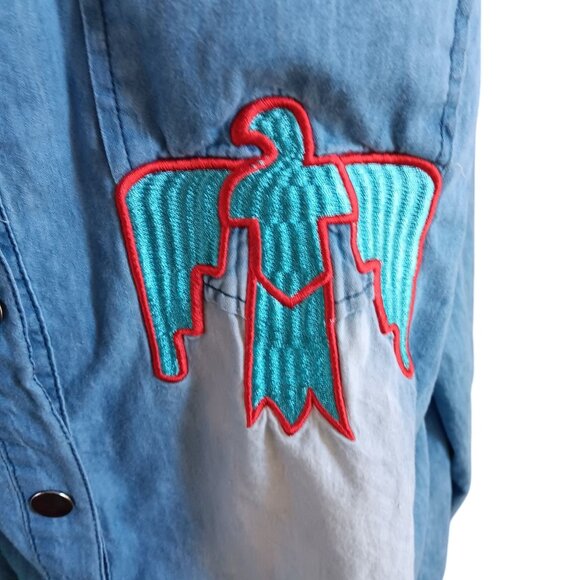 women's Large Granny Shirt Embroidered Denim Floral  Bird Snap Buttons Cottage - Picture 3 of 7